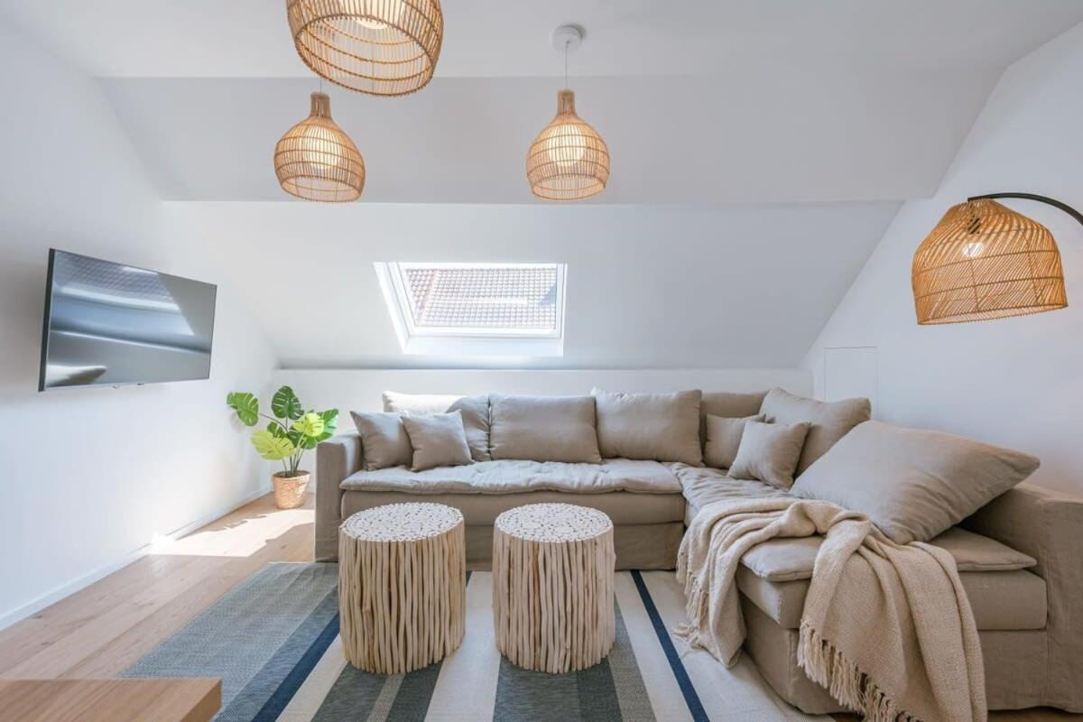 Huswell - Beautiful Apartment In The Center Of イープル エクステリア 写真